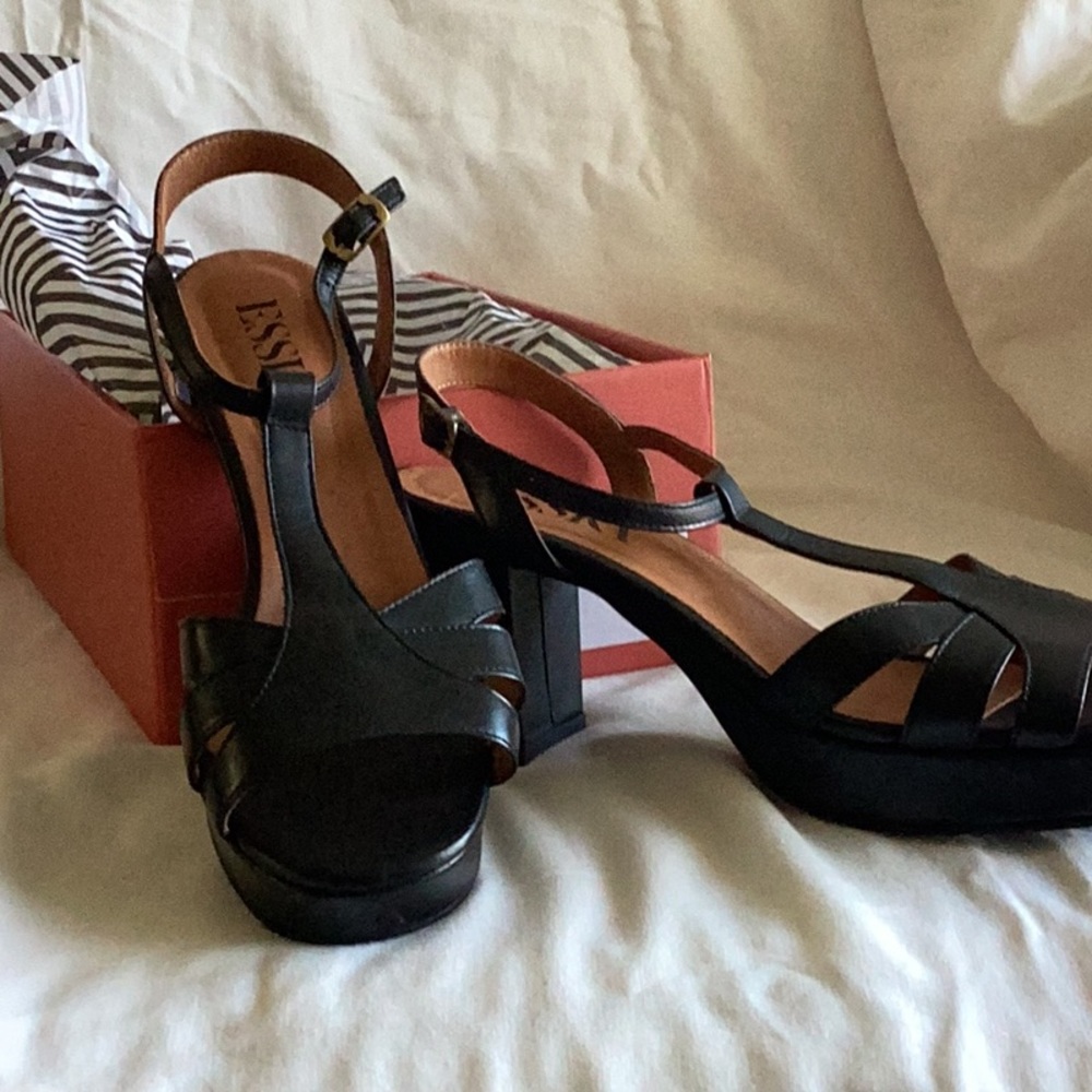 Esska Charlie platform sandals